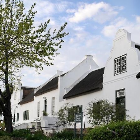 Tulbagh Country Guest House - Cape Dutch Quarters Bagian luar foto