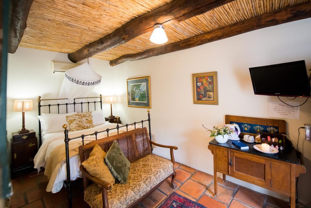Tulbagh Country Guest House - Cape Dutch Quarters Bagian luar foto