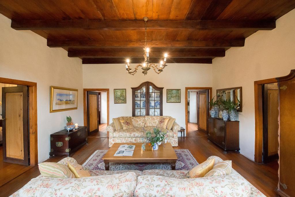 Tulbagh Country Guest House - Cape Dutch Quarters Bagian luar foto