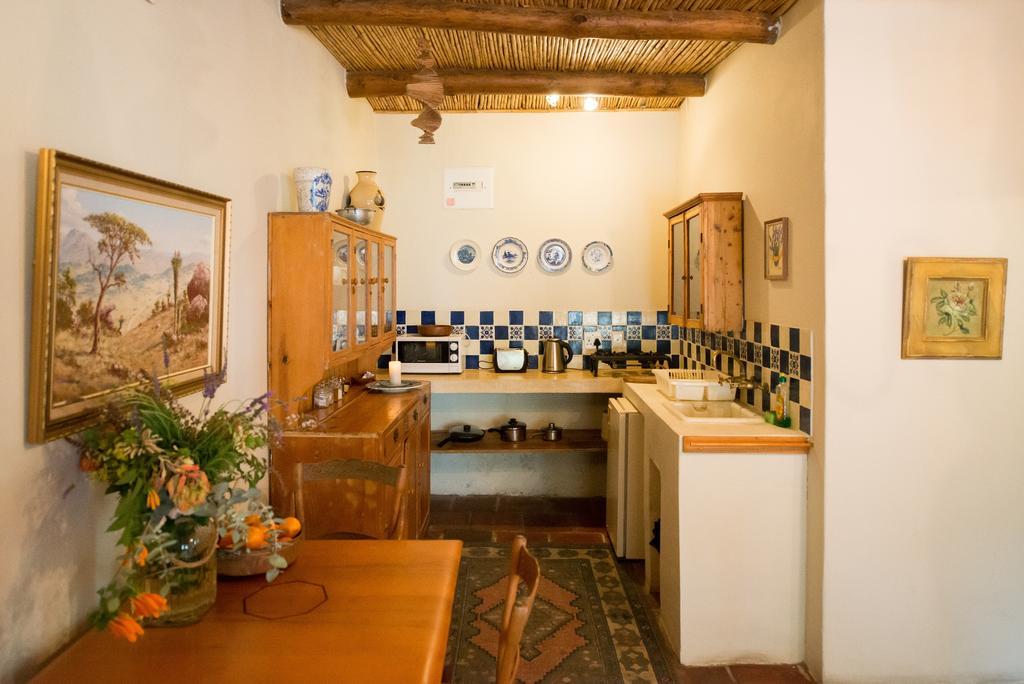 Tulbagh Country Guest House - Cape Dutch Quarters Bagian luar foto