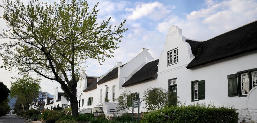 Tulbagh Country Guest House - Cape Dutch Quarters Bagian luar foto