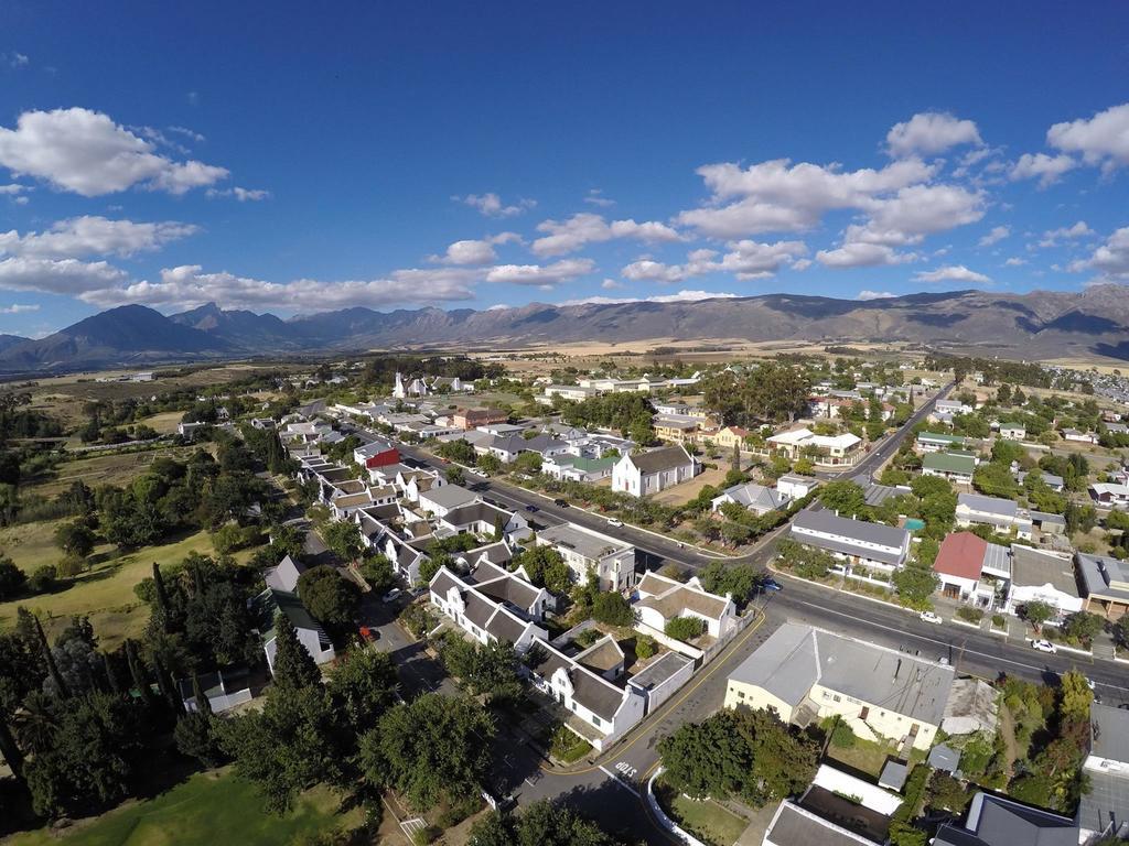 Tulbagh Country Guest House - Cape Dutch Quarters Bagian luar foto