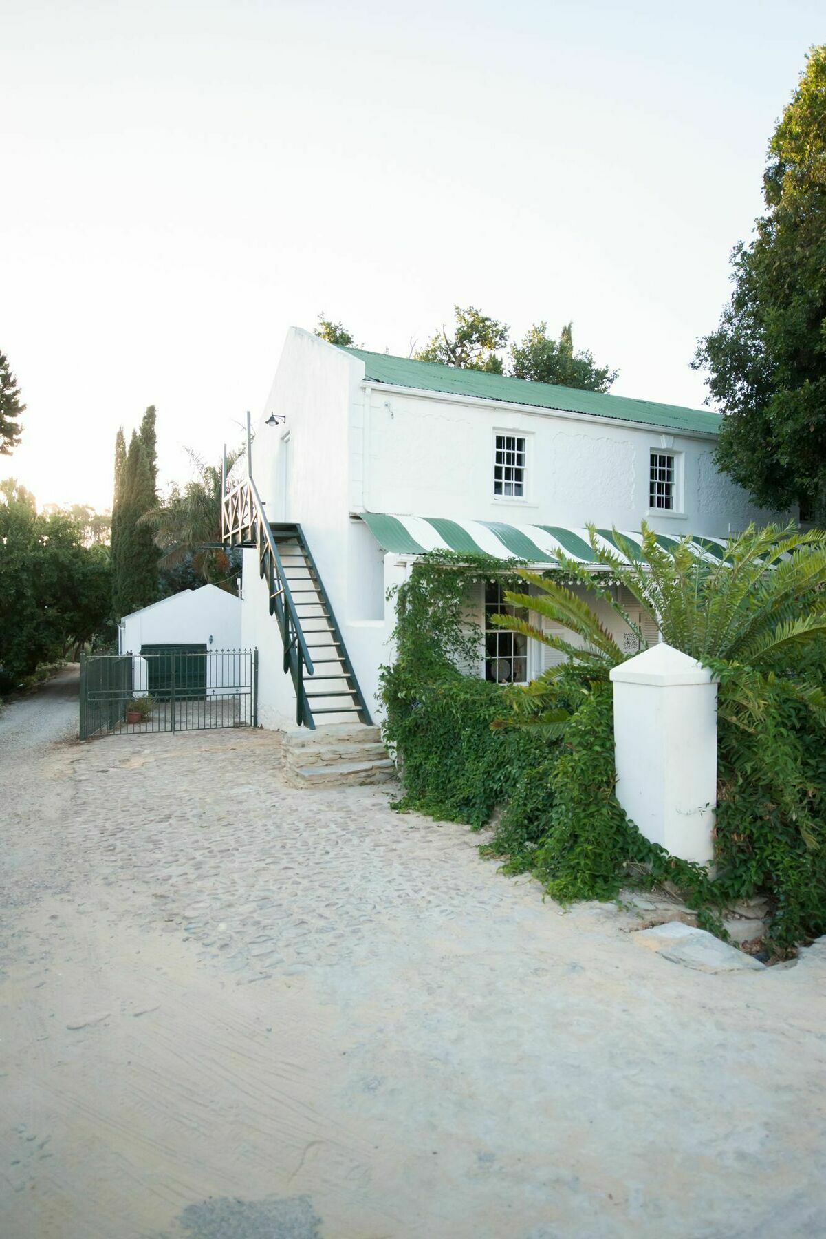 Tulbagh Country Guest House - Cape Dutch Quarters Bagian luar foto